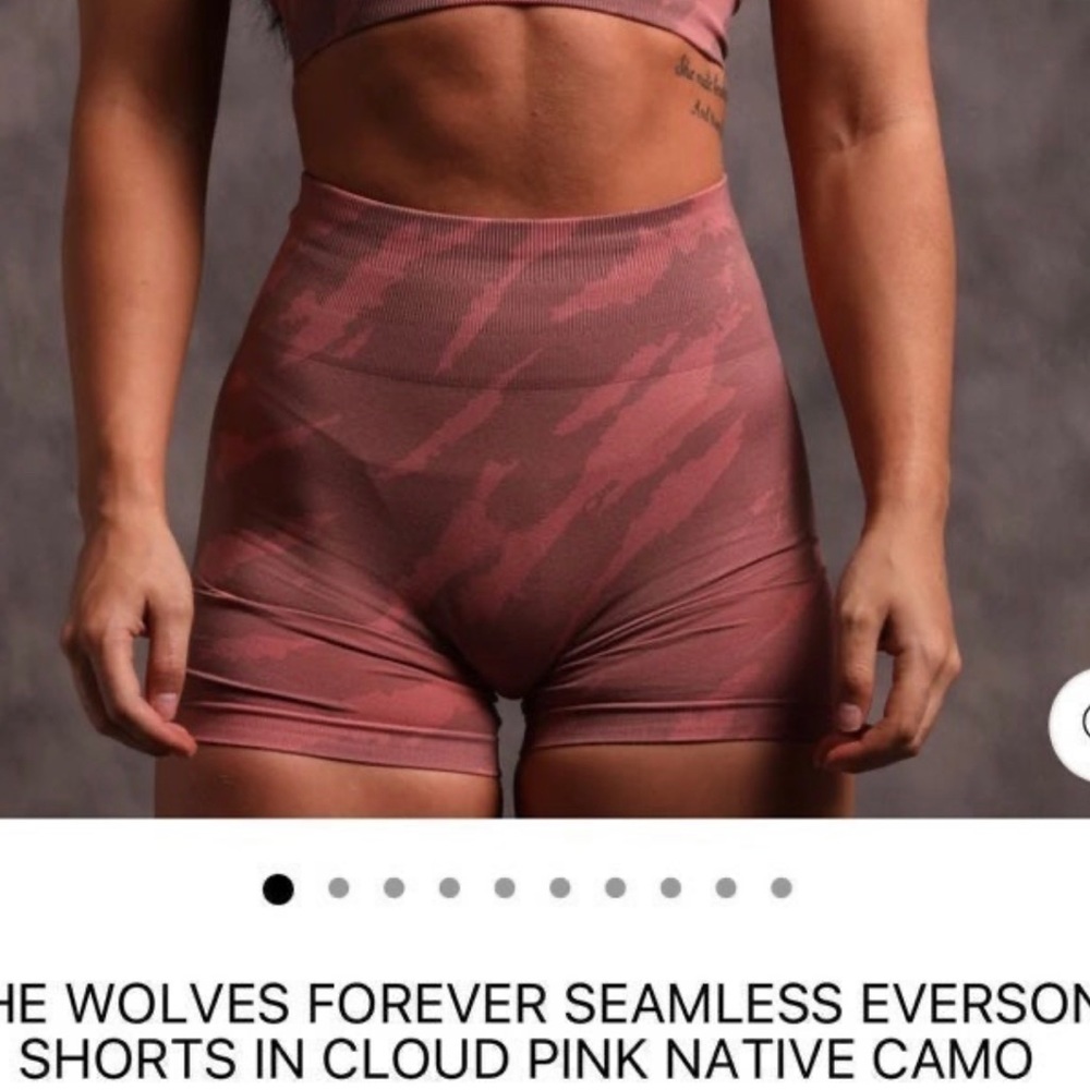 Darc sport wolves Everson shorts- M